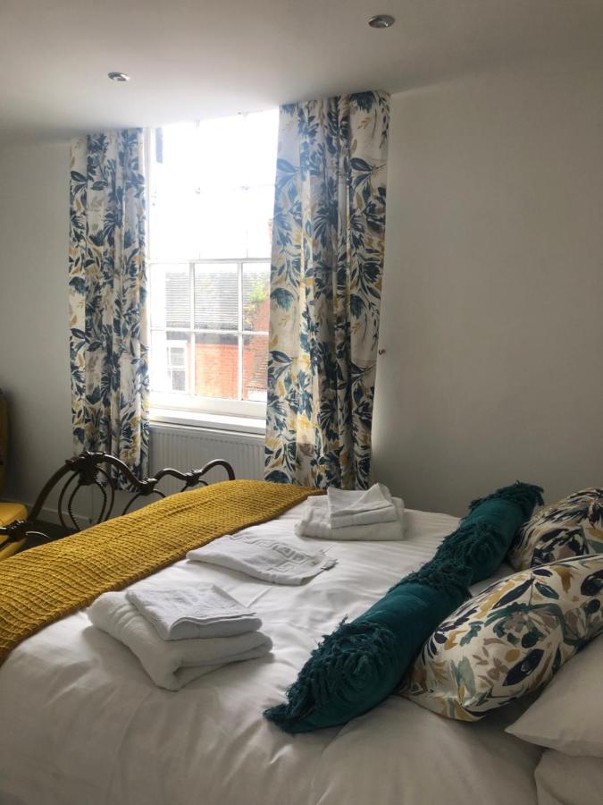 The Lion Hotel Broseley Екстериор снимка