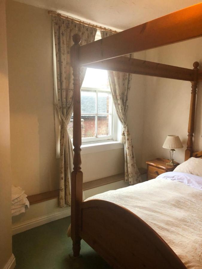 The Lion Hotel Broseley Екстериор снимка